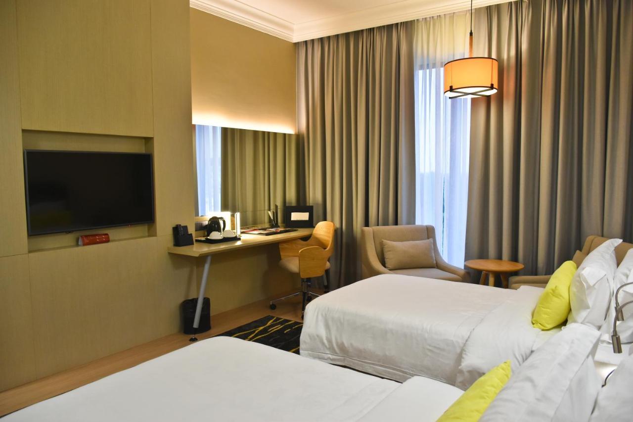 Ucsi Hotel Kuching Exterior photo