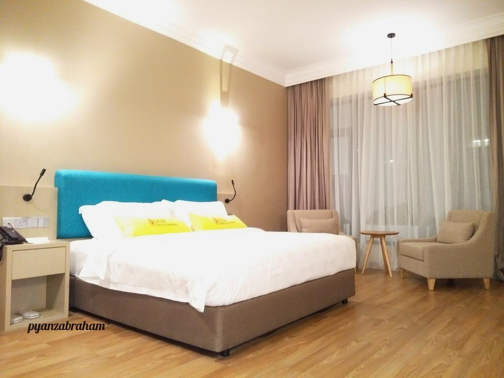 Ucsi Hotel Kuching Exterior photo